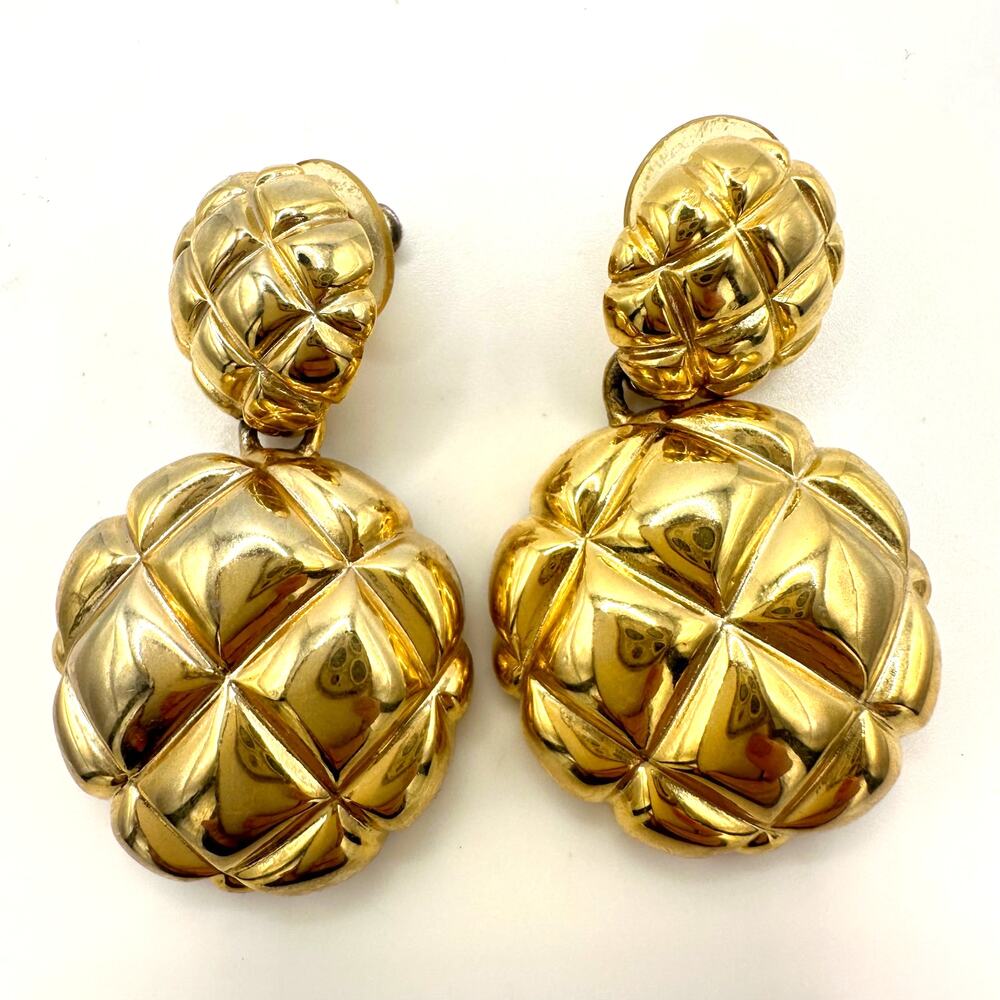 Vintage 1980s 1990s gold tone puffed circular discs dangle drop post earrings